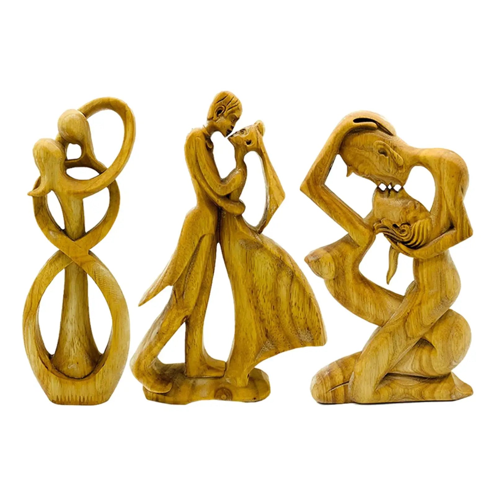 FIGURINES DE COUPLE EN BOIS.