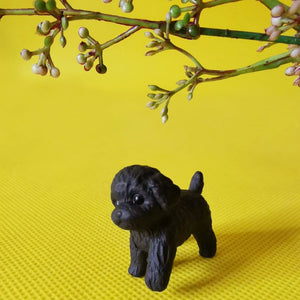 MINIATURE FIGURINES OF CATS AND DOGS