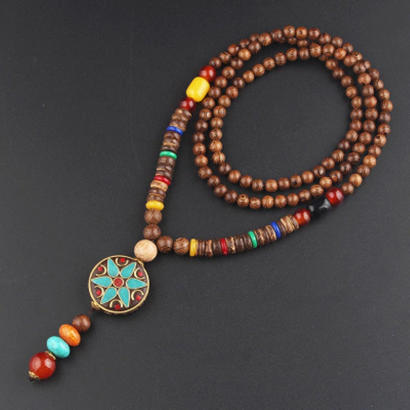 LONG PEARL PENDANT AND NECKLACE IN MALA WOOD 