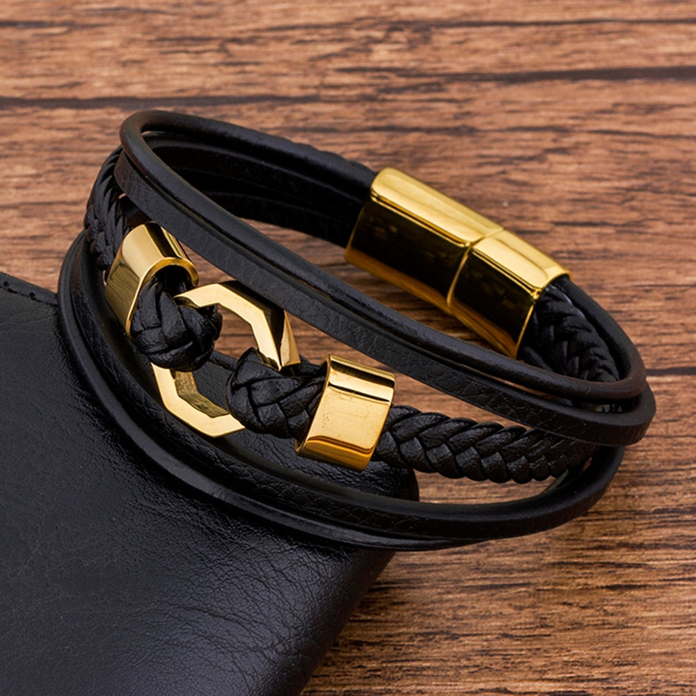 BRAIDED LEATHER BRACELET WITH MAGNETIC CLASP 