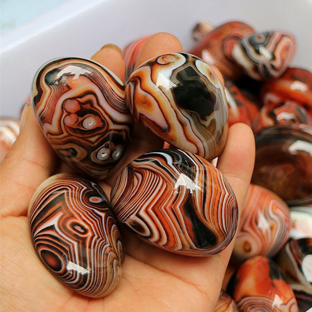 NATURAL SMOOTH AGATE STONE FROM MADAGASCAR 