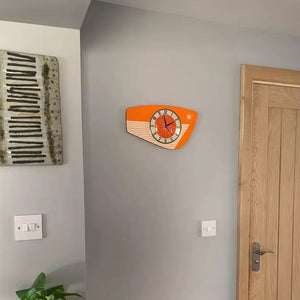 HORLOGE DE STYLE MILIEU DU SIÈCLE DERNIER