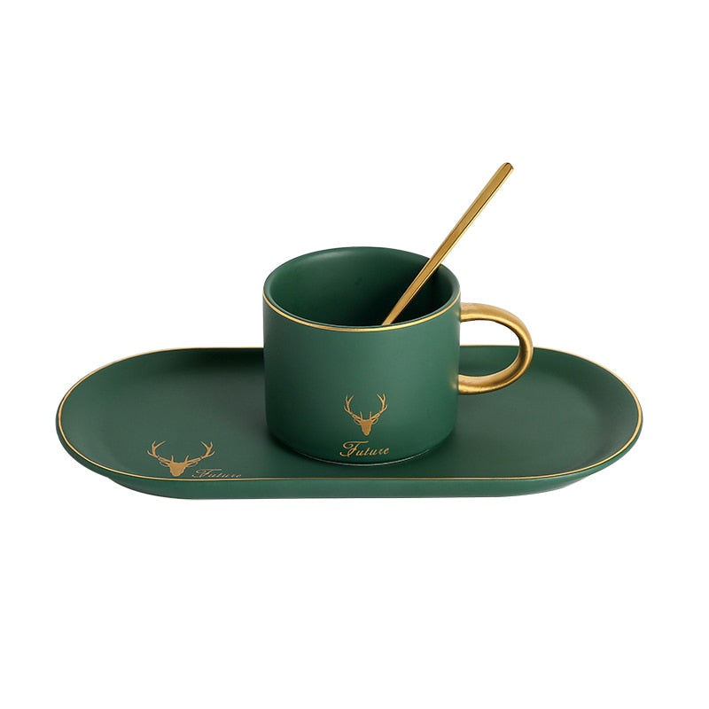 ENSEMBLE DE TASSES ET SOUCOUPES À CAFÉ AVEC BOÎTE CADEAU